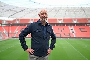 开云-进入滕帅时代！勒沃库森今夏大重建 已卖人赚近2亿+买人花1亿欧