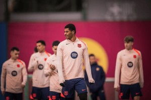 宁愿大幅降薪留巴萨！也不回归曼联，昔日太子无情，自降身价搞事|巴塞罗那|马库斯·拉什福德|德科|拉什福德|每日体育报_新浪新闻