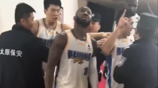 kaiyun-山西队主场太荒唐！首钢队客场赢球，陈盈骏被吐口水